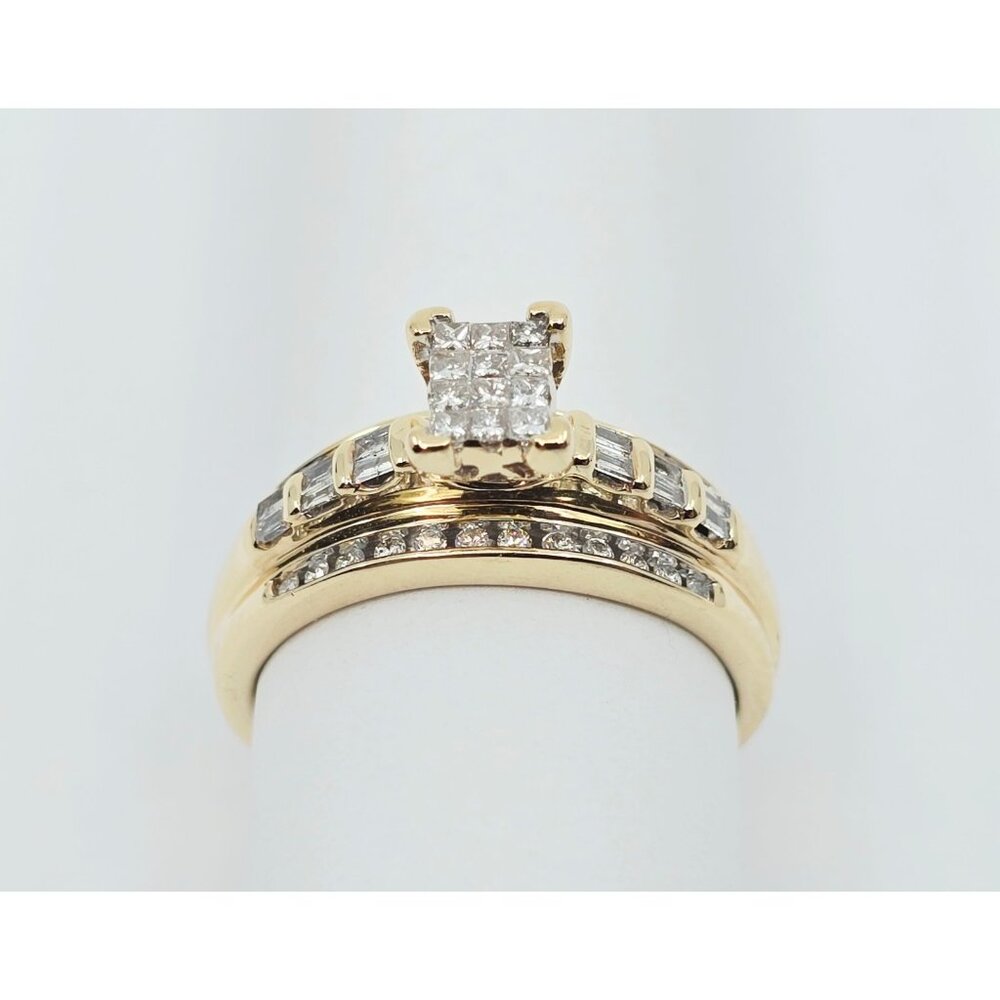 10K Solid Yellow Gold Round, Baguette & Princess Cut Diamond Ring - Size 7.50 - Picture 4 of 16
